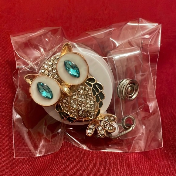 Badge reel - Picture 1 of 2